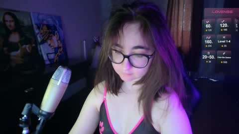 If you like it when I meow give me a thumbs up online show from 7, 1, 2025