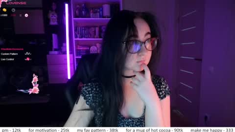 If you like it when I meow give me a thumbs up online show from 23, 6, 2026