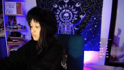 Snapshot of ela_0 chatting on 7, 6, 2026 Ela Help me reach 100 thumbs up online show from 7, 6, 2026