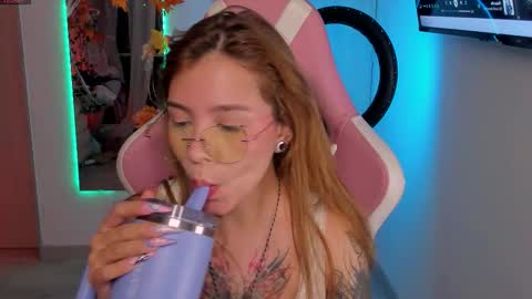 Snapshot of ela_garu_ chatting on 21, 10, 2025 Ela online show from 21, 10, 2025