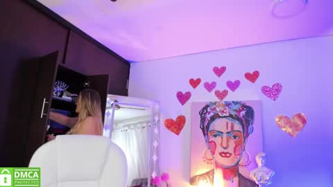 Snapshot of ela_ps chatting on 4, 3, 2025 LOREIN online show from 4, 3, 2025