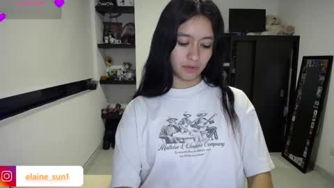 Snapshot of elaine_sun chatting on 6, 6, 2026 Elaine eli online show from 6, 6, 2026
