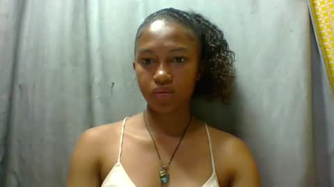 elaliealdy online show from 2, 11, 2025