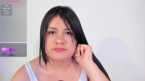 Snapshot of elalove_ chatting on 20, 5, 2026 Ela online show from 20, 5, 2026