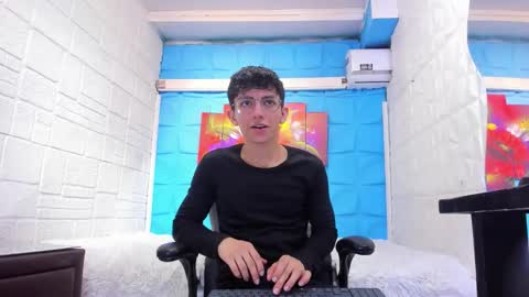 Elan Giralon online show from 15, 2, 2026