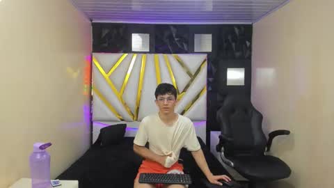 Elan Giralon online show from 20, 2, 2026