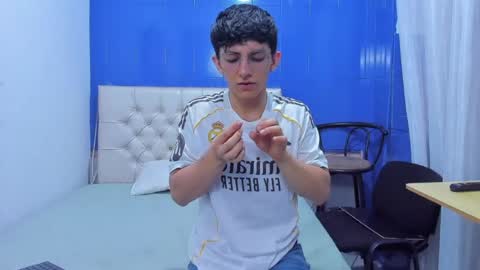 Elan Giralon online show from 20, 6, 2026