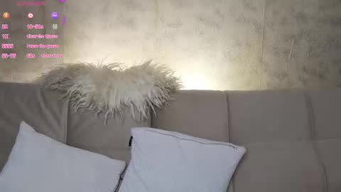 Snapshot of elarasable chatting on 29, 11, 2025 elarasable online show from 29, 11, 2025