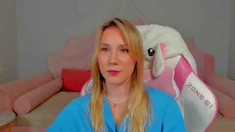elaravoltage online show from 24, 7, 2026