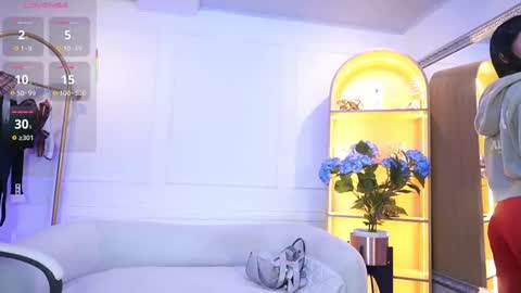 Elasummeer online show from 3, 10, 2025