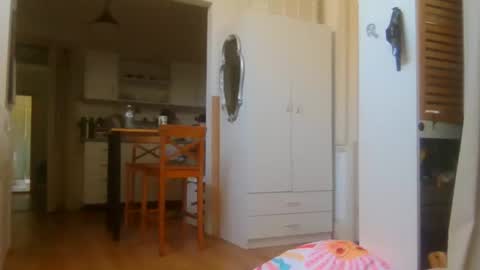 daniel18cmx online show from 4, 2, 2026