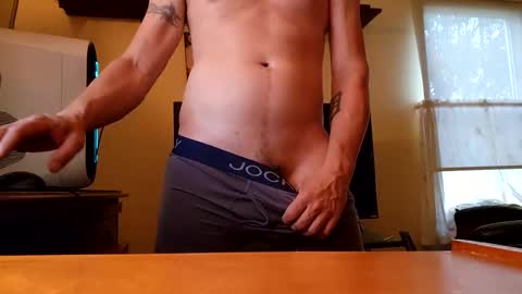 Snapshot of eldano3399 chatting on 8, 11, 2025 eldano3399 online show from 8, 11, 2025