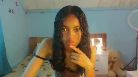 Snapshot of eldie69 chatting on 1, 11, 2025 eldie69 online show from 1, 11, 2025