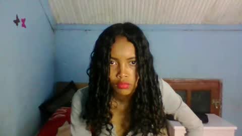 Snapshot of eldie69 chatting on 17, 12, 2025 eldie69 online show from 17, 12, 2025