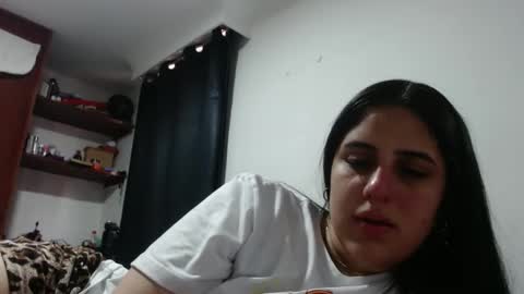 Snapshot of electraweb_09 chatting on 3, 10, 2025 electraweb_09 online show from 3, 10, 2025