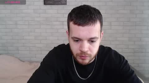 Snapshot of electric_smile chatting on 11, 4, 2026 Alex online show from 11, 4, 2026