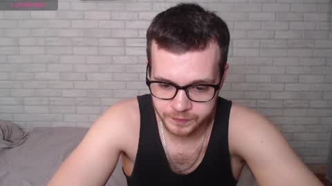 Snapshot of electric_smile chatting on 10, 5, 2026 Alex online show from 10, 5, 2026