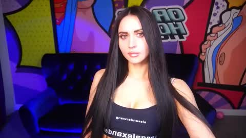 elegant_mysterious online show from 30, 11, 2025