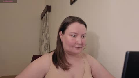 Snapshot of elegant_pleasure chatting on 23, 4, 2026 elegant_pleasure online show from 23, 4, 2026