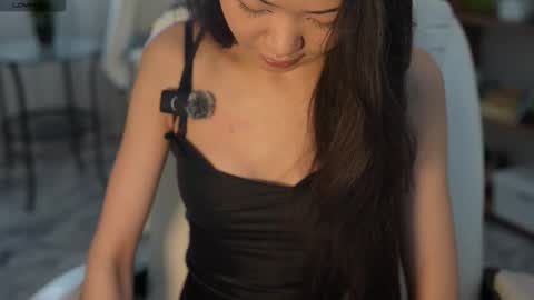 Snapshot of elegant_vibes chatting on 22, 2, 2026 Jess online show from 22, 2, 2026