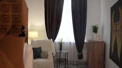 Snapshot of elegant_vibes chatting on 25, 2, 2026 Jess online show from 25, 2, 2026