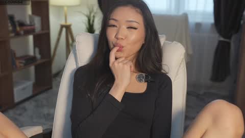 Snapshot of elegant_vibes chatting on 5, 3, 2026 Jess online show from 5, 3, 2026