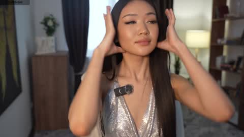 Snapshot of elegant_vibes chatting on 7, 3, 2026 Jess online show from 7, 3, 2026