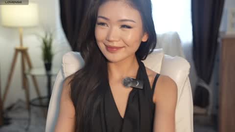 Snapshot of elegant_vibes chatting on 21, 3, 2026 Jess online show from 21, 3, 2026