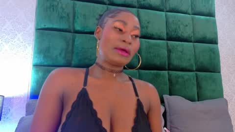 Snapshot of elektradoll1 chatting on 5, 5, 2026 elektradoll1 online show from 5, 5, 2026