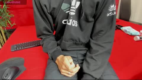 Elena  Derek online show from 6, 1, 2025