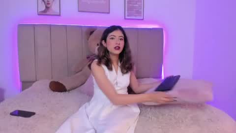 Snapshot of elena_dolce chatting on 29, 4, 2026 Elena online show from 29, 4, 2026
