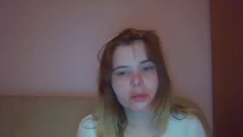 Snapshot of elenaflirt chatting on 6, 11, 2025 Elena online show from 6, 11, 2025