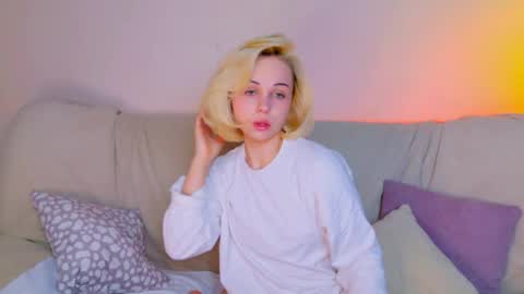 elenamonroe_ online show from 11, 5, 2026