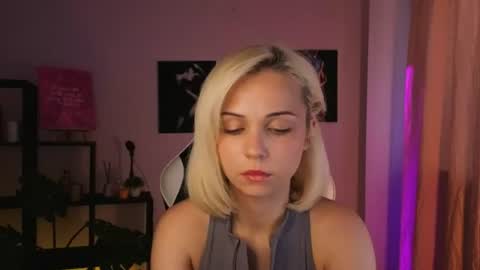 elenamonroe_ online show from 21, 6, 2026