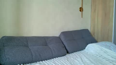 elenamonroe_ online show from 17, 7, 2026