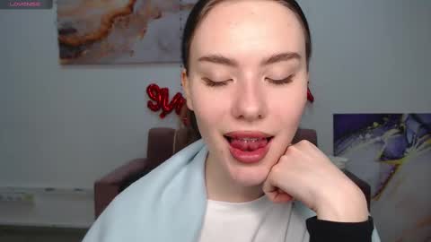 elenaoconar online show from 10, 3, 2025