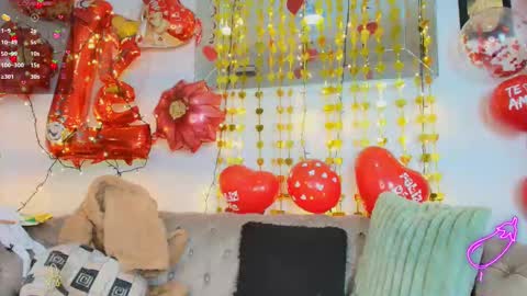 Snapshot of elenna_boobs_ chatting on 17, 9, 2025 elenna_boobs_ online show from 17, 9, 2025