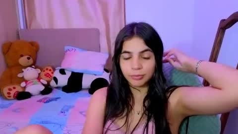 Snapshot of elenna_hotx chatting on 24, 2, 2026 agnes online show from 24, 2, 2026