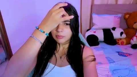 Snapshot of elenna_hotx chatting on 2, 3, 2026 agnes online show from 2, 3, 2026