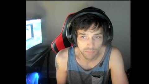 Snapshot of elephantrunkman chatting on 8, 1, 2025 elephantrunkman online show from 8, 1, 2025