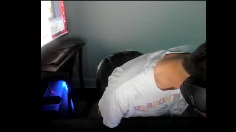 Snapshot of elephantrunkman chatting on 14, 2, 2025 elephantrunkman online show from 14, 2, 2025