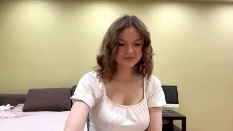 Snapshot of elfredabalderama chatting on 25, 2, 2026 Mila online show from 25, 2, 2026