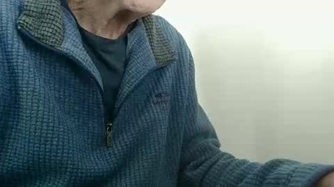 elfyonee online show from 23, 9, 2025