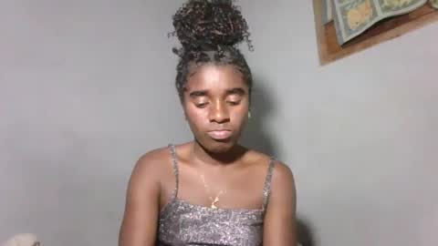 elia011 online show from 10, 11, 2025