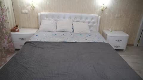 Snapshot of eliarose chatting on 20, 10, 2025 Luna online show from 20, 10, 2025