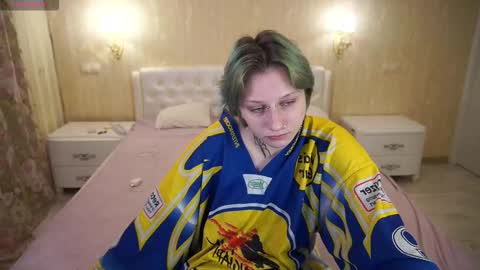 Snapshot of eliarose chatting on 3, 2, 2026 Luna online show from 3, 2, 2026