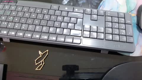 E L I A S online show from 12, 12, 2024