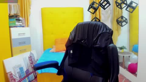 E L I A S online show from 19, 2, 2025