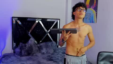 Elias Ferragamo online show from 28, 11, 2025