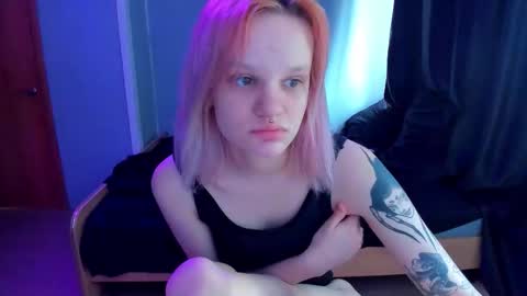 elieiza_xo online show from 9, 3, 2026